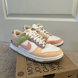 Women’s Dunk Low x Sun Club trainers